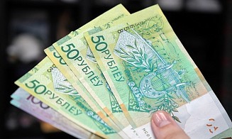 В Беларуси увеличили финансовую поддержку сирот