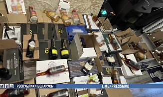 У белоруса изъяли 400 литров контрафактного алкоголя и более 800 пачек сигарет