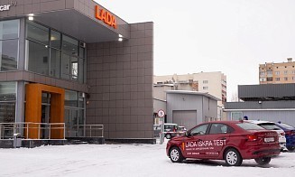 У LADA в Беларуси сменился дистрибьютор. Что будет с гарантией на машины