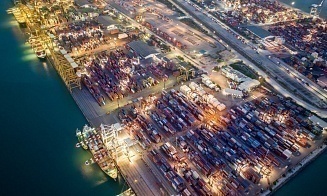 В Китае торговый профицит вопреки тарифам США достиг в 2025 году рекордных $1,2 млрд