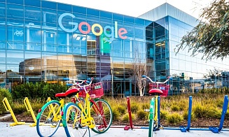 Google оштрафовали на $1 млн из-за недоплат женщине-сотруднице