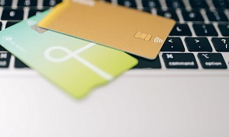 От «инвестиций» до «знакомств». В Беларуси составили топ уловок мошенников