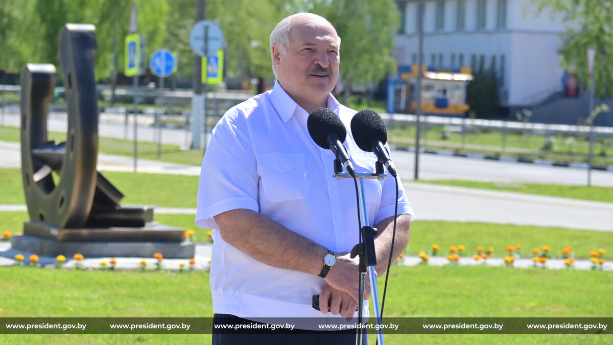 Лукашенко рассказал, где могут построить вторую белорусскую АЭС